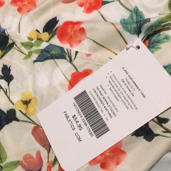 NWT Fabletics Elaine 2-in-1 Performance Tank - Picture 5 of 6