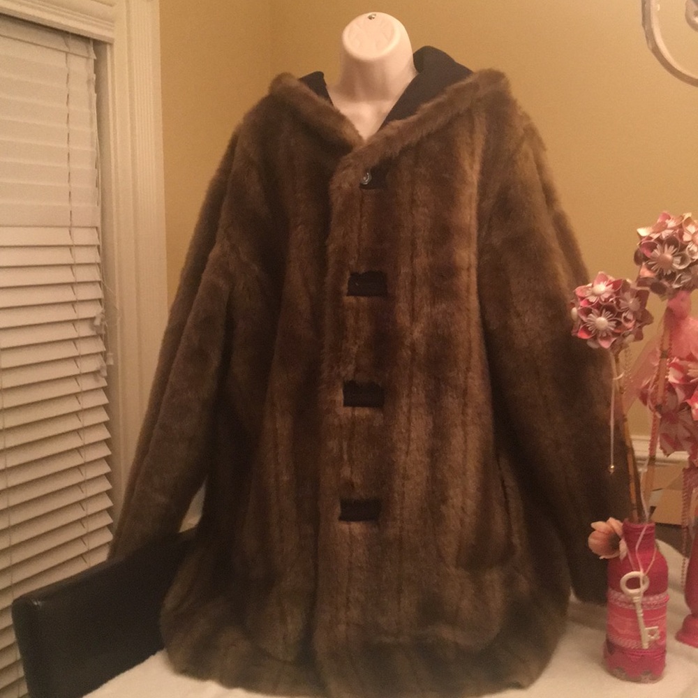 🧥Faux Fur/ Suede Reversible Coat🧥
