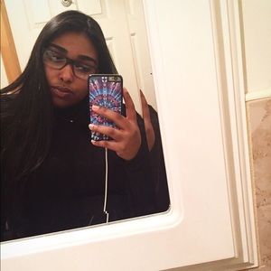 Meet your Posher, Sierra