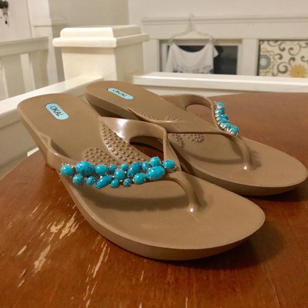 OKA b. Wedge Sandal