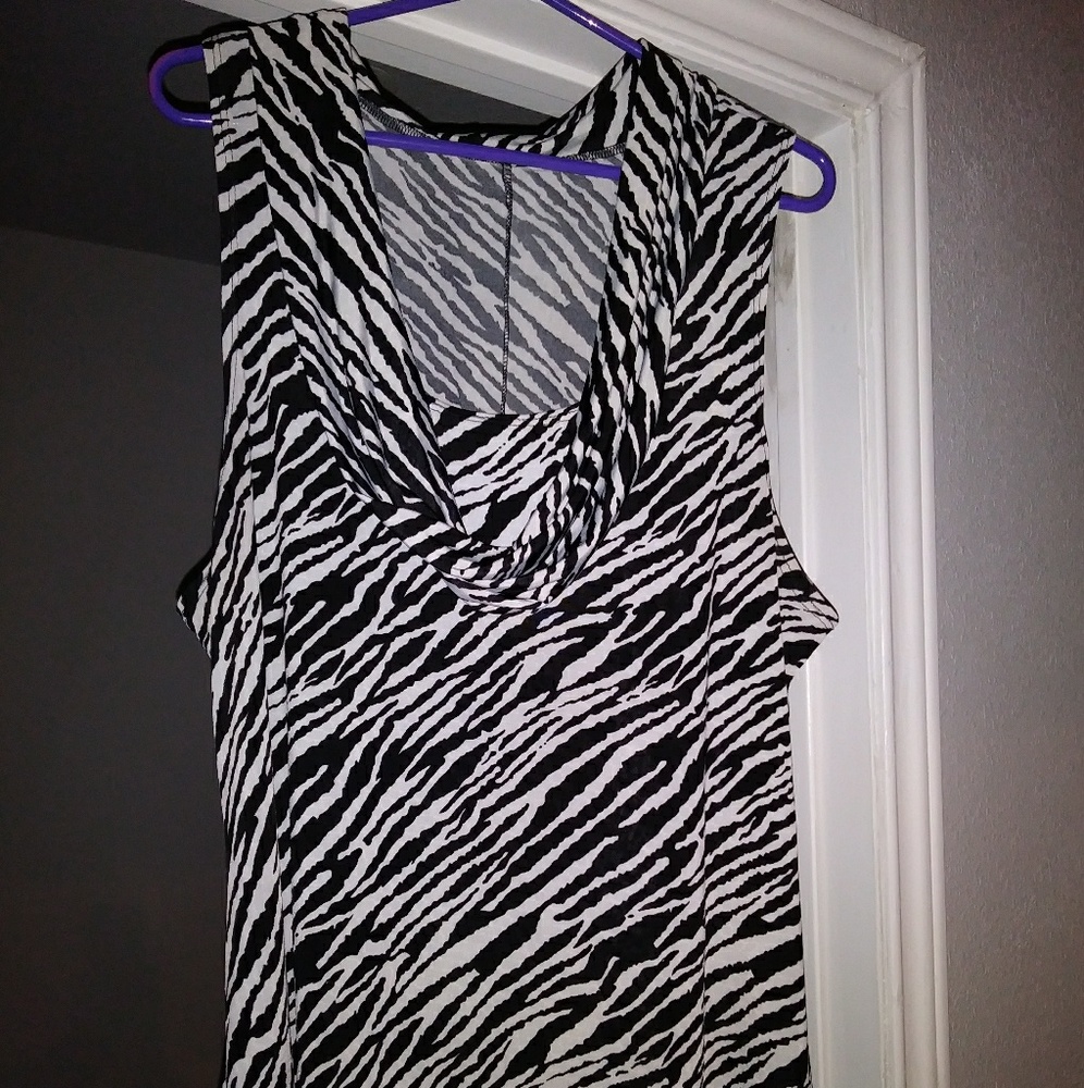 Hot Ginger sleeveless black & white zebra stripe