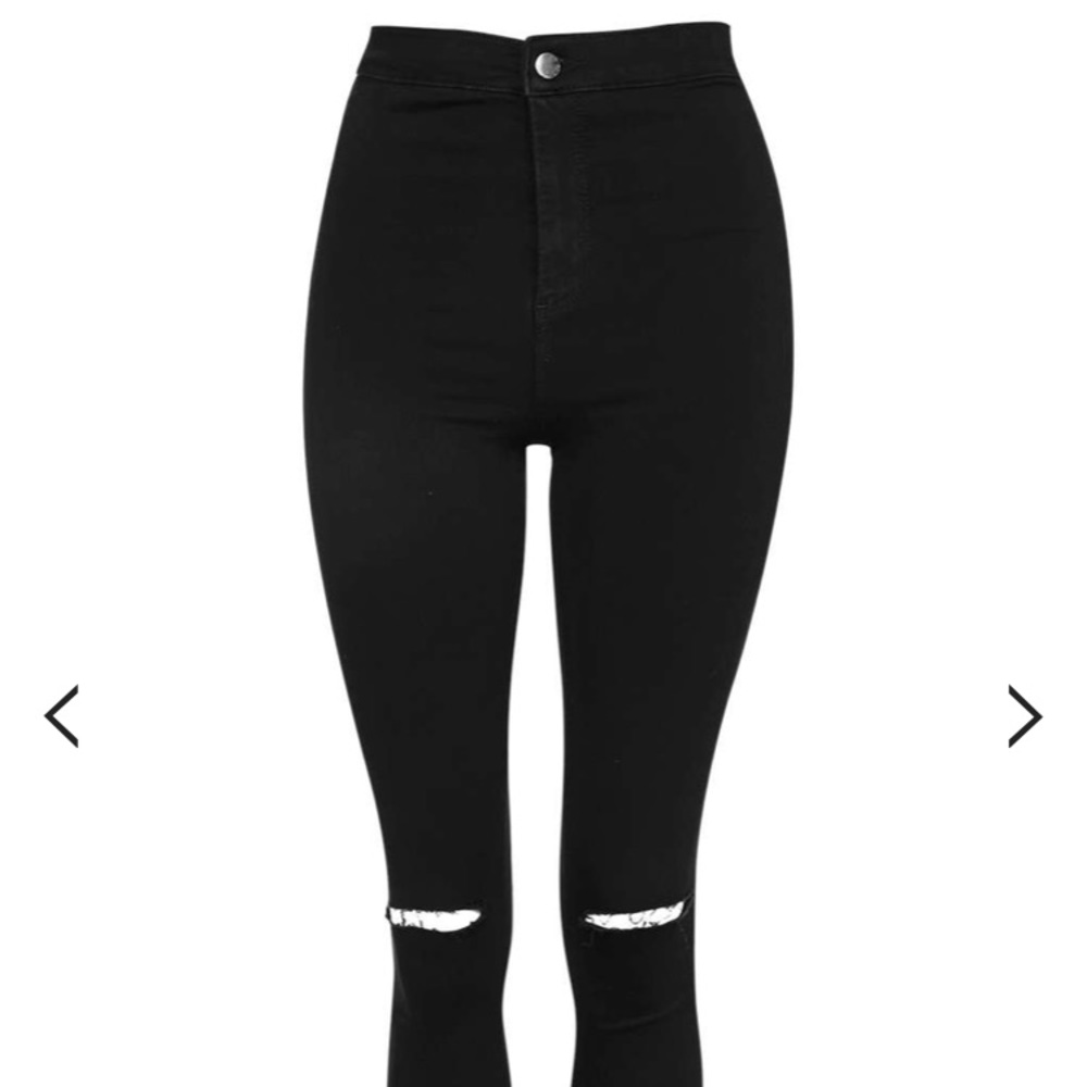 TOPSHOP HIGH RISE BLACK JEANS
