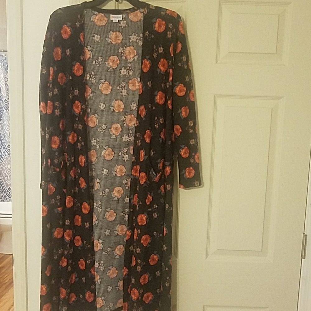 Lularoe sarah