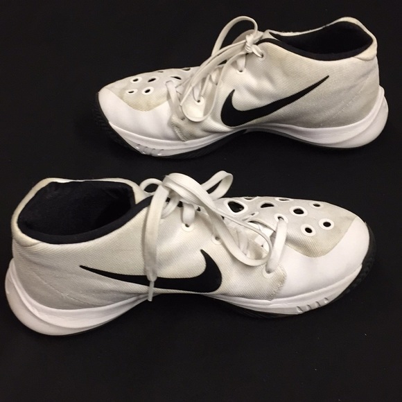 Nike Zoom Sneakers. - Picture 5 of 6