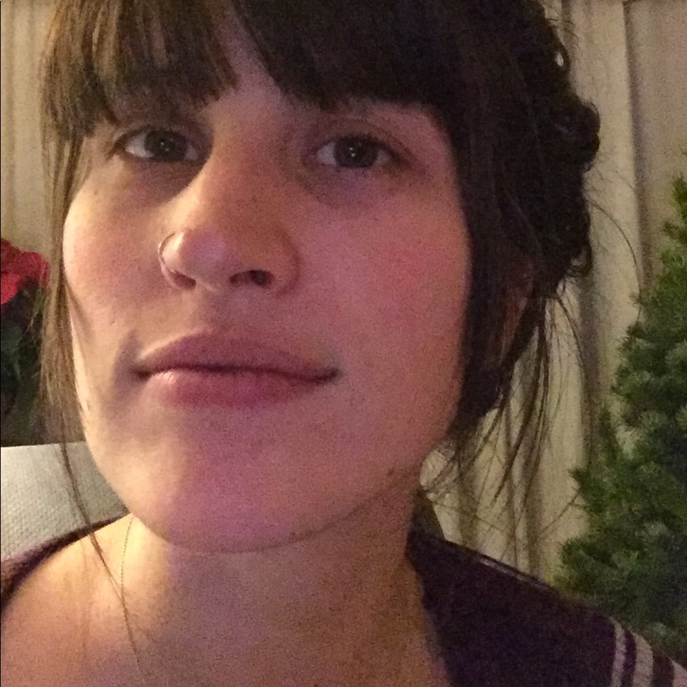 Meet your Posher, Liz