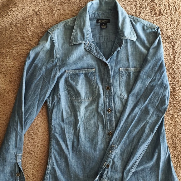 lucky brand chambray shirt