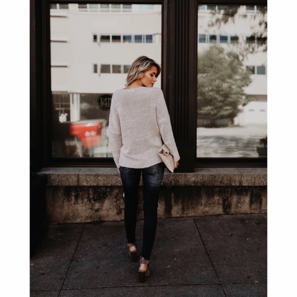 ‼️HP - Only 1 left‼️Gorgeous Surplus Sweater - Picture 3 of 3