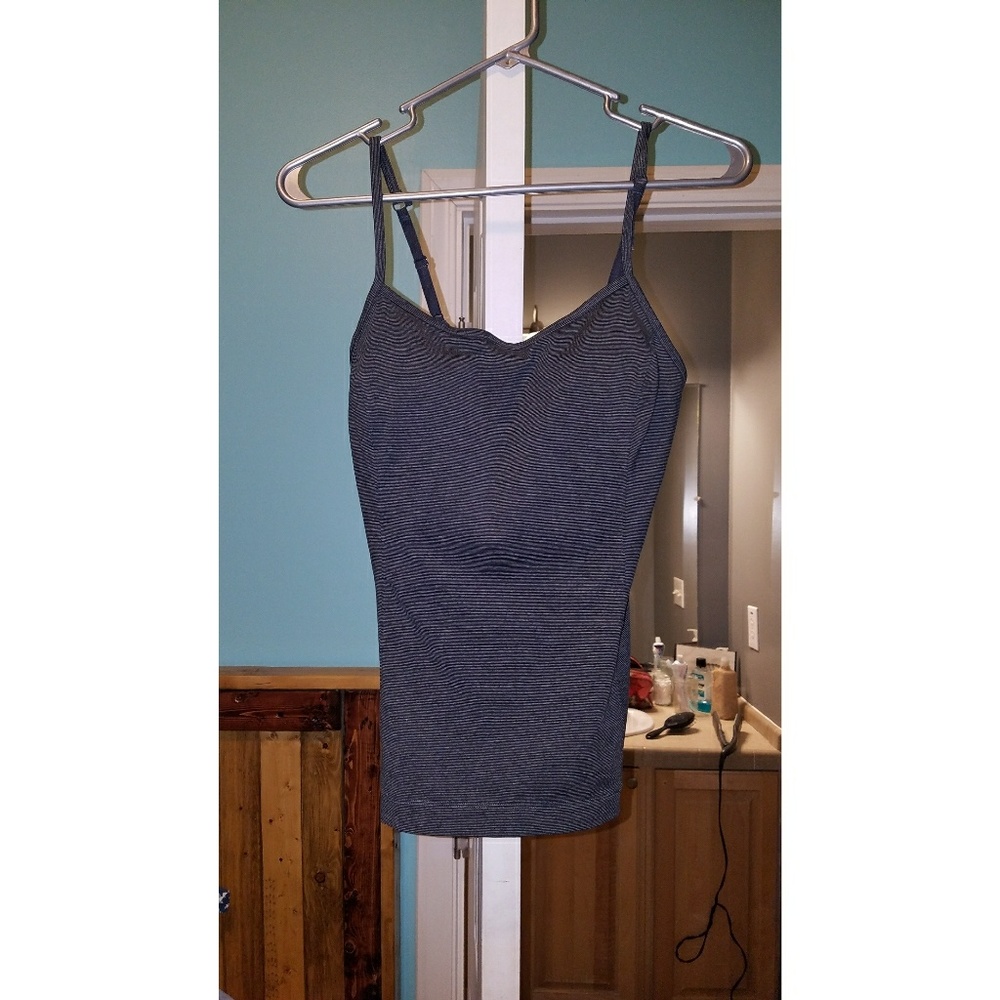 sports under armour tank top