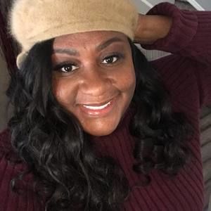 Meet your Posher, Tomika