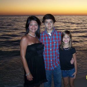 Meet your Posher, Dena