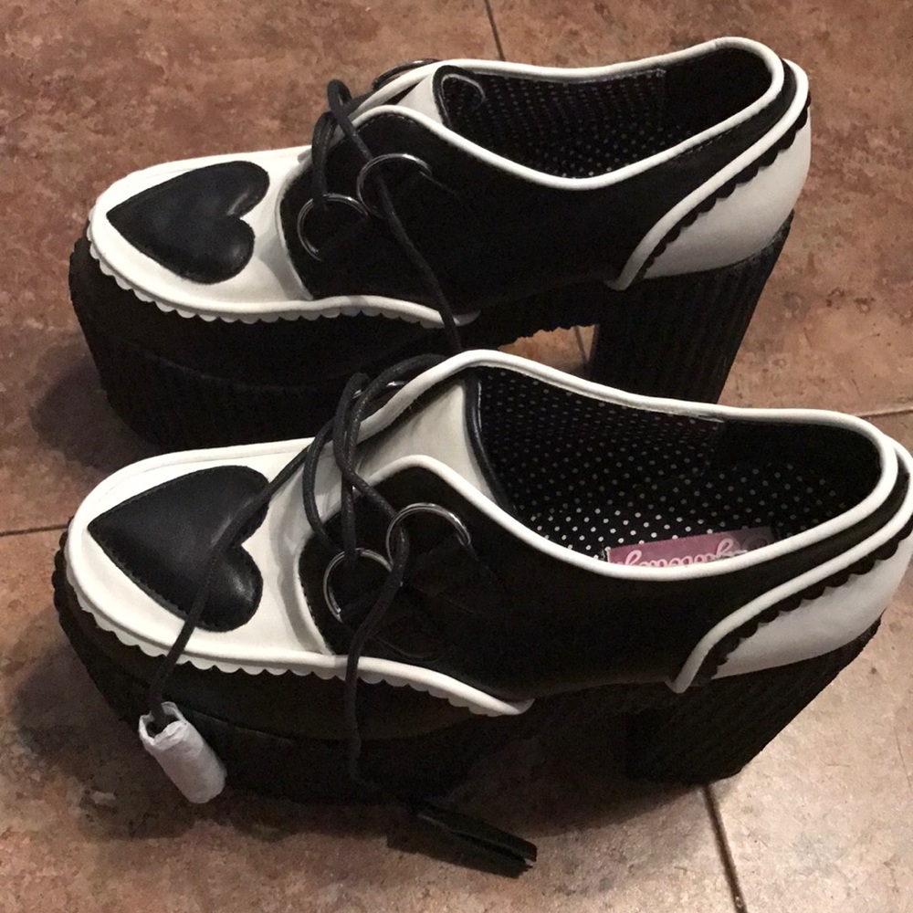 Sugar baby platform creeper heels