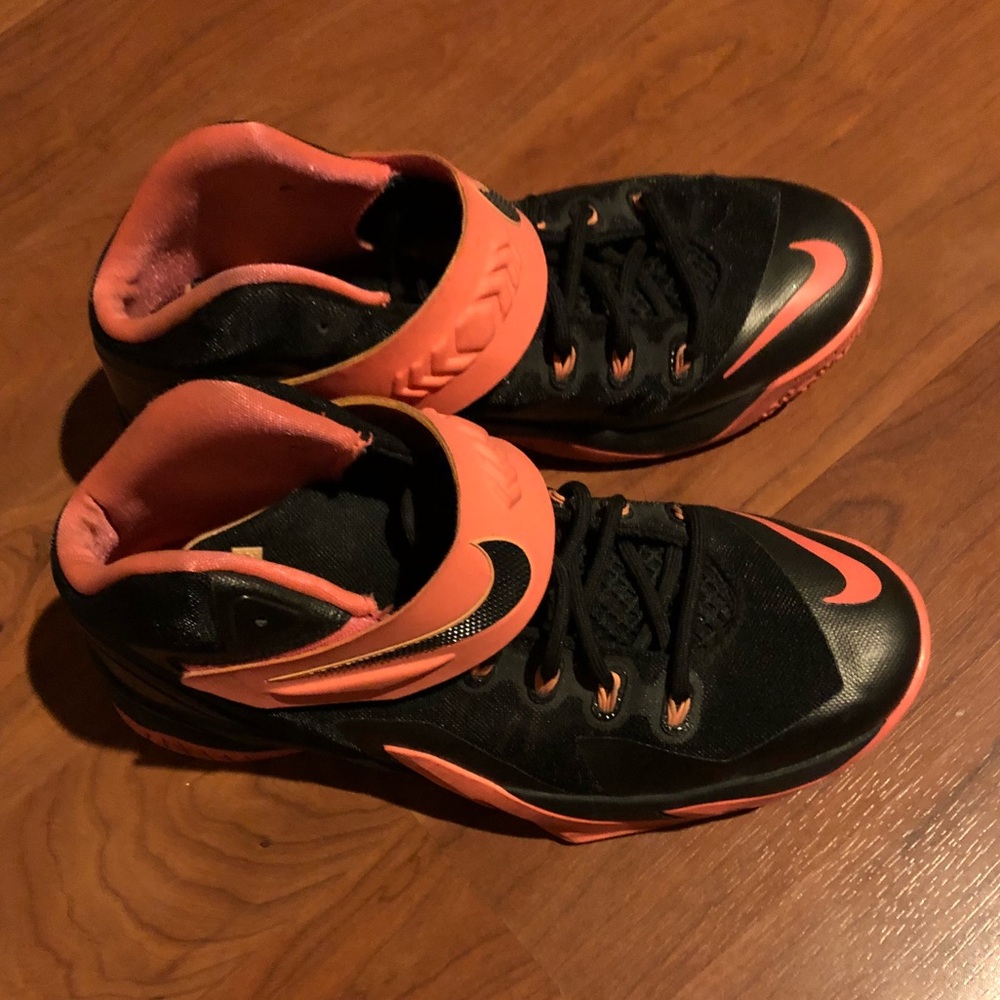 Nike Lebron Zoom Solider VIII