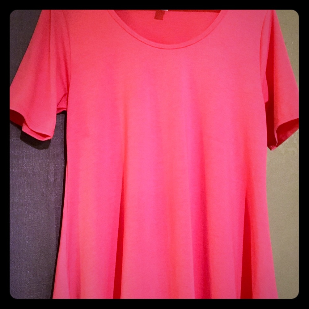 Lularoe shirt