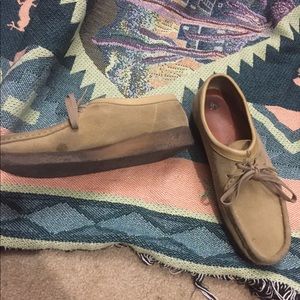 Men’s size 10 Clark’s wallabies