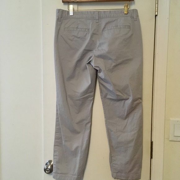 Light gray Gap skinny boyfriend khakis! - Picture 2 of 2