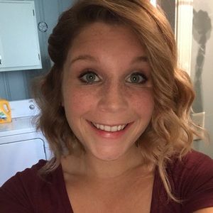 Meet your Posher, Renee