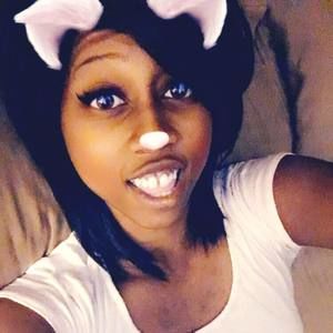 Meet your Posher, Ebony