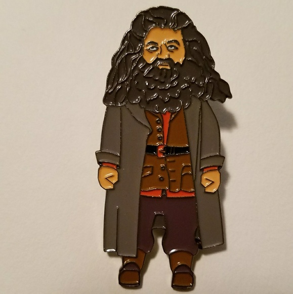 HARRY POTTER Hagrid Pin - Picture 1 of 4