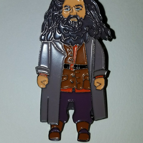HARRY POTTER Hagrid Pin - Picture 3 of 4