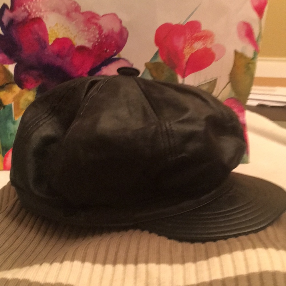Wilson’s Leather Black Hat