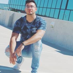 Meet your Posher, Edgardo