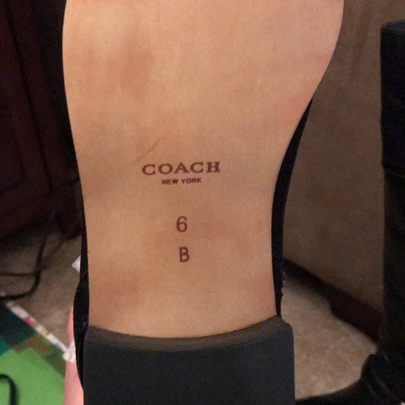 SOLD- NEW COACH BOOTS- never worn!!! Size 6 - Picture 2 of 3