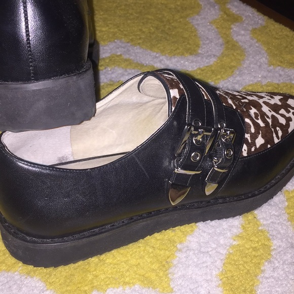 Loafers - Picture 2 of 6