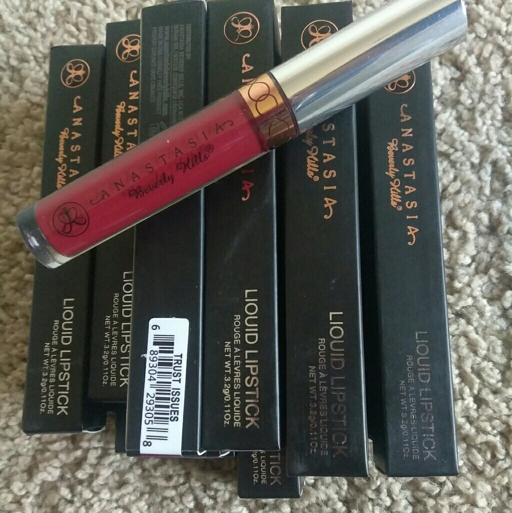 Anastasia  Liquid Lipstick Trust Issues Dupe