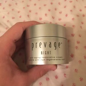Elizabeth Arden Prevage night