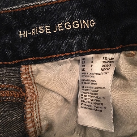 American Eagle High-Rise Jean - Picture 3 of 3