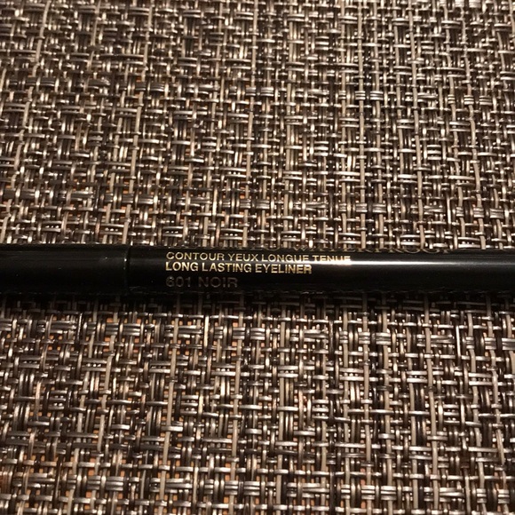 Lancôme long lasting black eyeliner - Picture 2 of 2