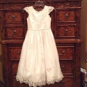 Junior Bride/Flower girl dress