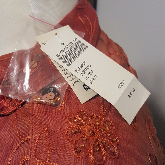 ⬇Chico's Beaded Top w/ Travelers SS Tee Size 2/3 - Picture 2 of 4