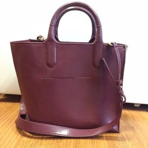 Beautiful Zara bag!! Reselling!!