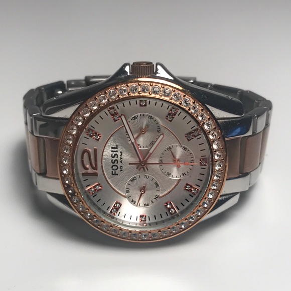 Holiday Sale! Fossil Watch Rose Gold/Silver - Picture 2 of 4