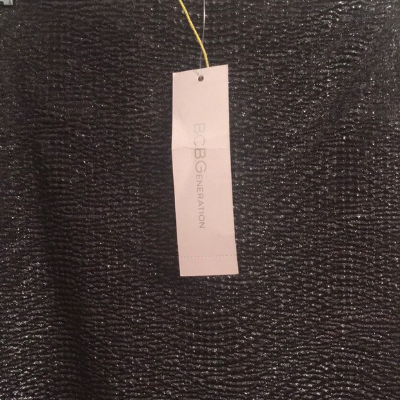 black shiny pencil skirt - Picture 2 of 3