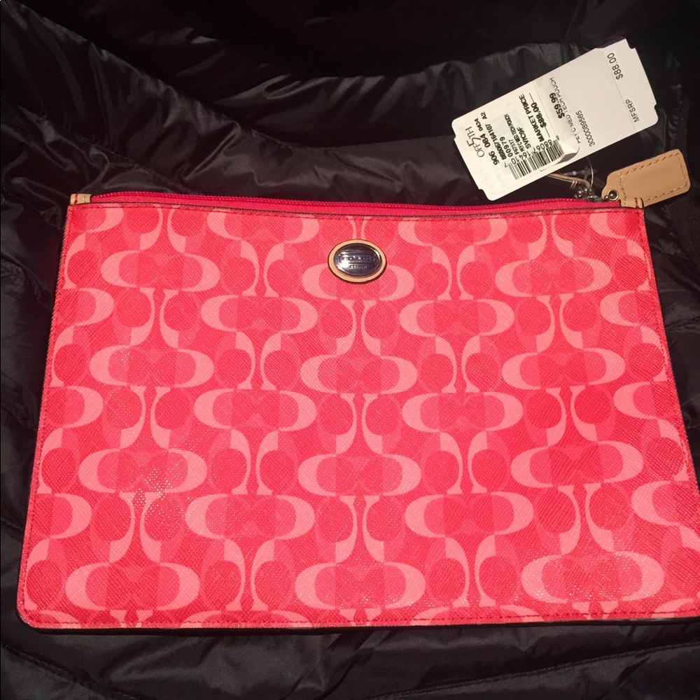 Coach Pouch
