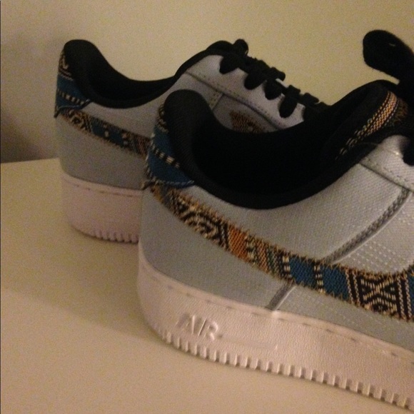 Nike Air Force 1 LV8 '07 - Picture 3 of 3