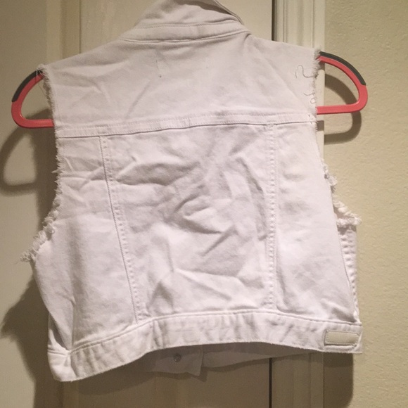 Vest - Picture 2 of 2