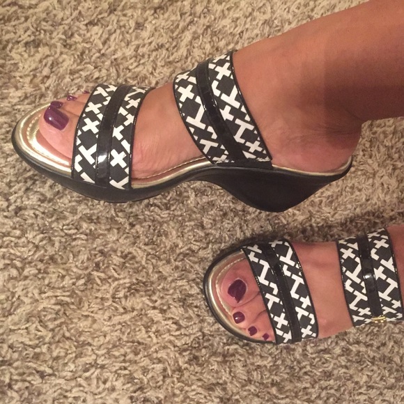 Tommy Hilfiger Shoes - Tommy Hilfiger Sandals