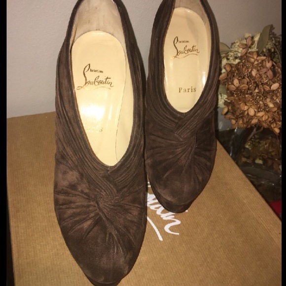 AUTHENTIC CHRISTIAN LOUBOUTIN PUMPS - Picture 5 of 5
