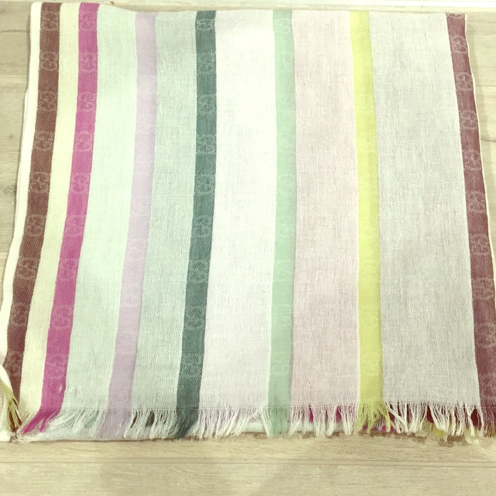 🎉PRICE DROP🎉 Gucci 100% cotton scarf