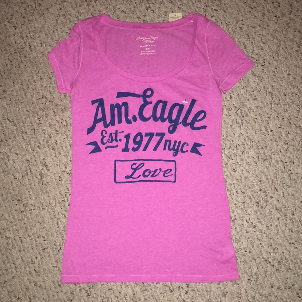 American Eagle T-shirt