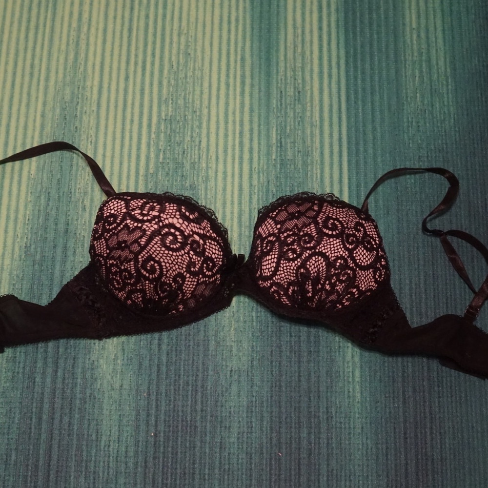 Lacy Black Push up Bra - 34B