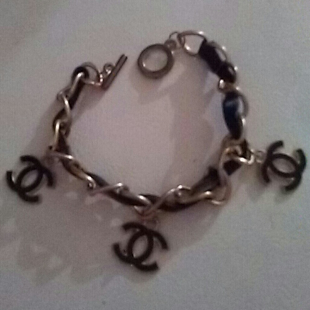 Super cute black leather charm bracelet