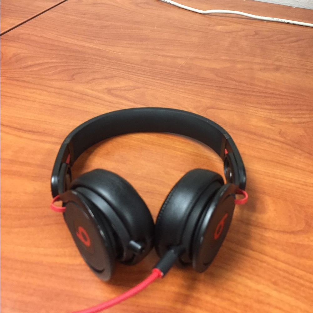 Beats Mixrs