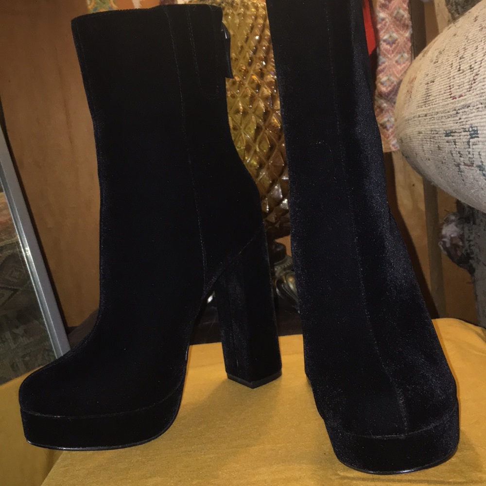 Brand new velvet platform boots