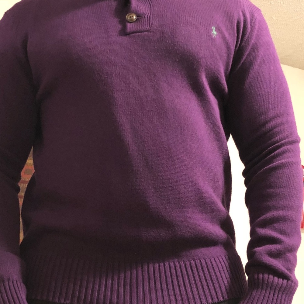 Men’s polo by Ralph Lauren sweater