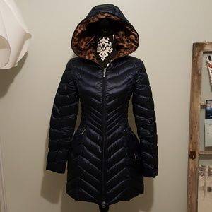Chinese laundry puffer coat