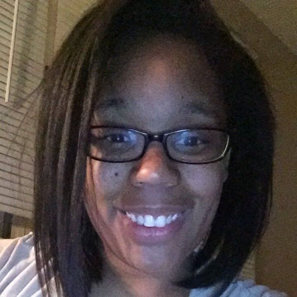 Meet your Posher, Alisha